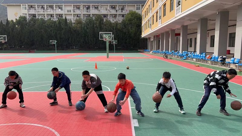 PLC与触摸屏编程入门，从基础到实践
